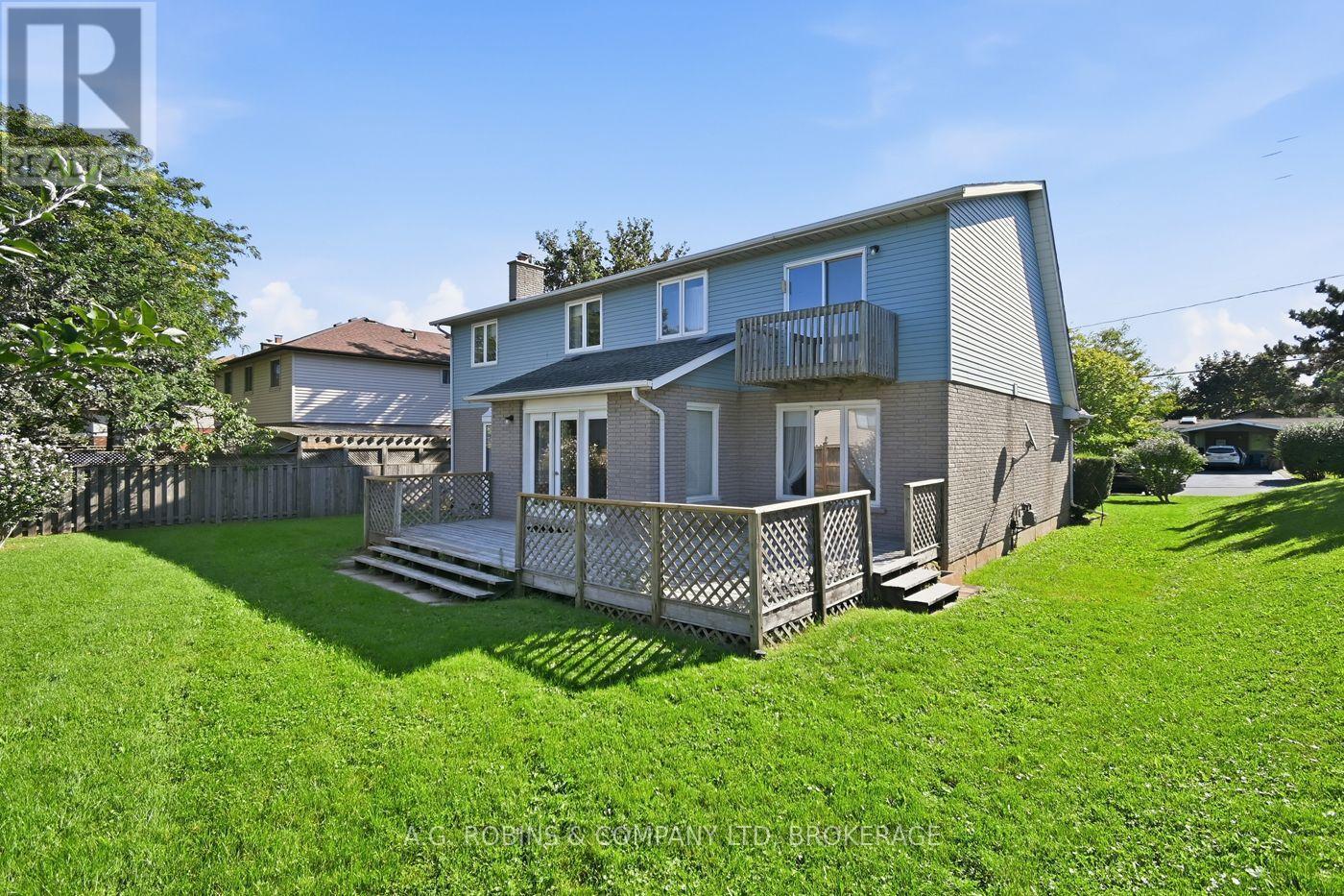 381 Kerman Avenue, Grimsby, Ontario  L3M 5C4 - Photo 48 - X13779756