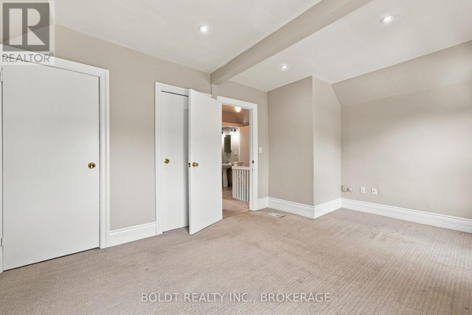 38 Mars Avenue, Hamilton, Ontario  L8L 3V8 - Photo 20 - X13779850