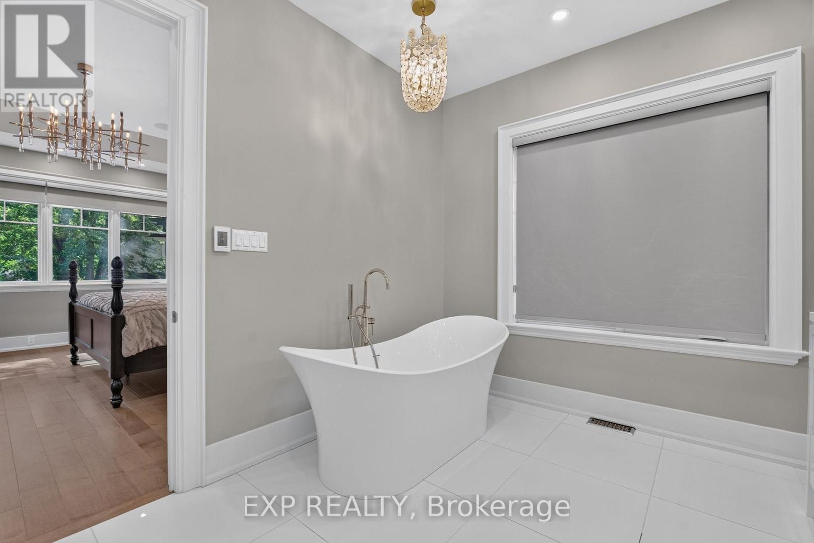528 Wellington Crescent, Oakville, Ontario  L6L 4X5 - Photo 50 - W13779762