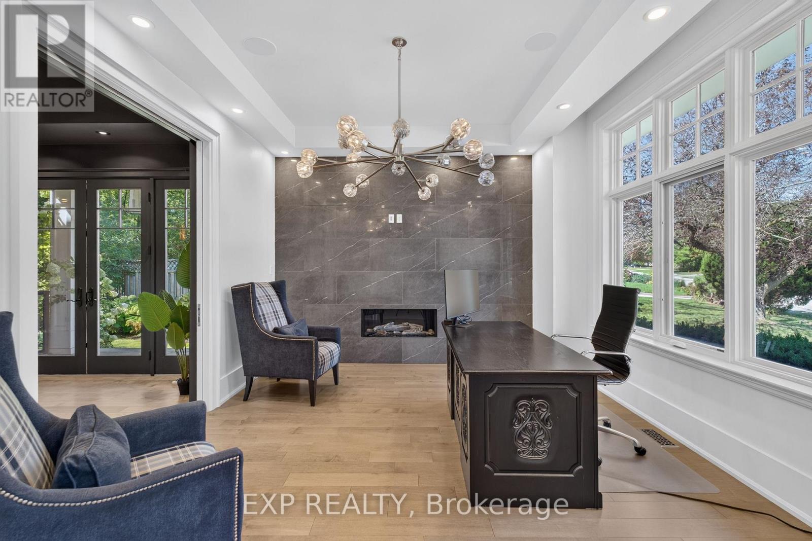 528 Wellington Crescent, Oakville, Ontario  L6L 4X5 - Photo 7 - W13779762
