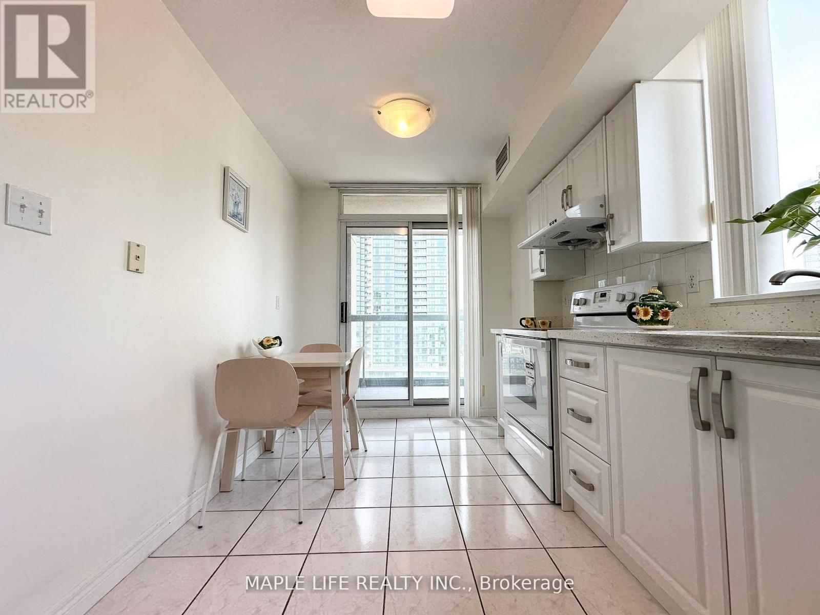 1703 - 28 Empress Avenue, Toronto, Ontario  M2N 6Z7 - Photo 9 - C13708894