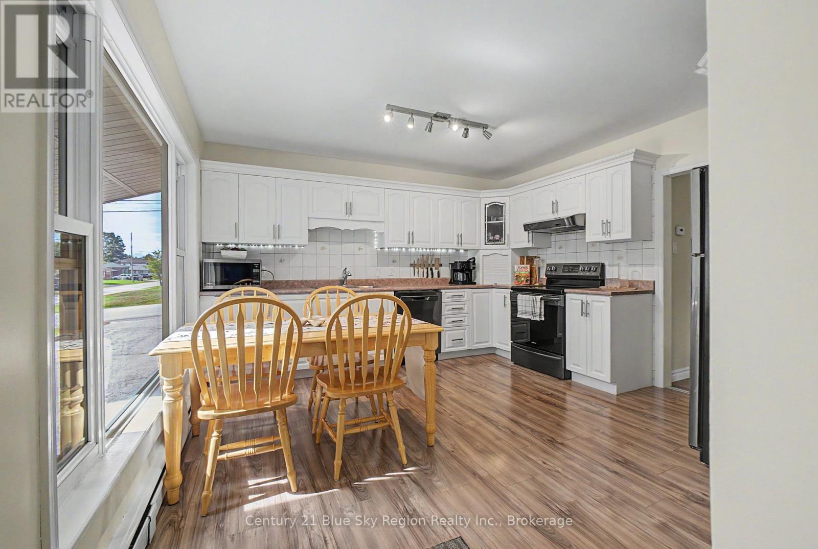 1572 Chapais Street, North Bay, Ontario  P1B 6M4 - Photo 5 - X13779702