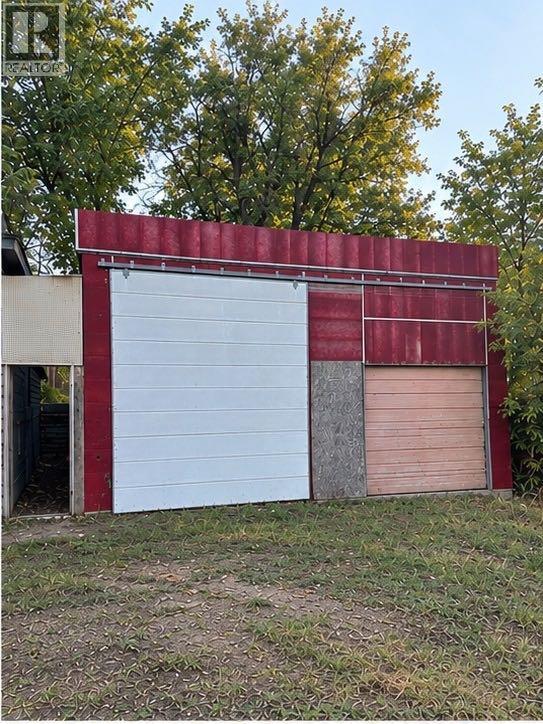 74 2nd Street Se, Medicine Hat, Alberta  T1A 0B7 - Photo 2 - A2345094