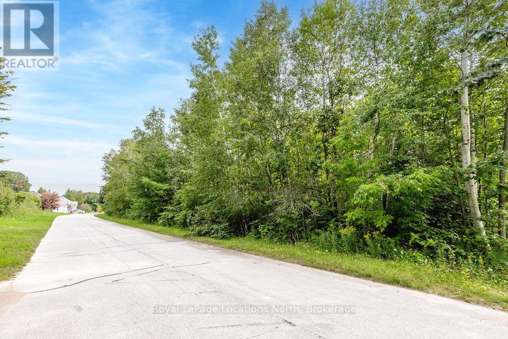 15 Bridlewood Crescent, Wasaga Beach, Ontario  L9Z 1B4 - Photo 5 - S13779824