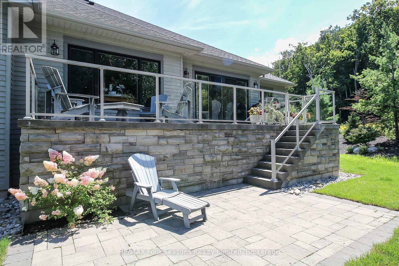 120 Schoolhouse Court, Blue Mountains, Ontario  L9Y 0N2 - Photo 43 - X13779534