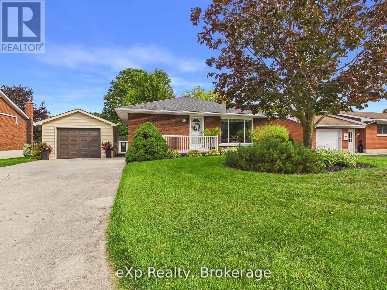 110 Brown's Lane, Brockton, Ontario  N0G 2V0 - Photo 3 - X13779902