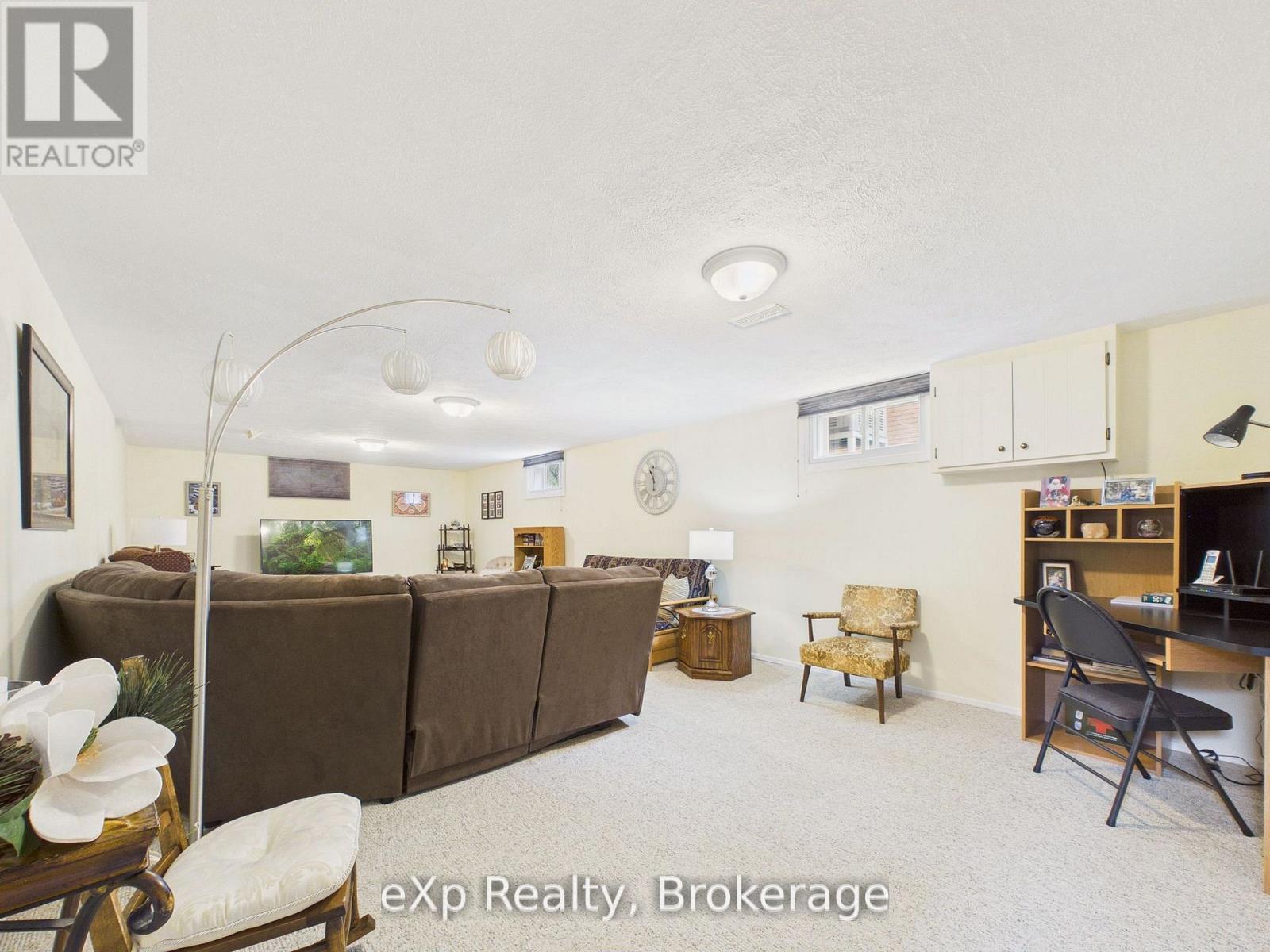 110 Brown's Lane, Brockton, Ontario  N0G 2V0 - Photo 34 - X13779902