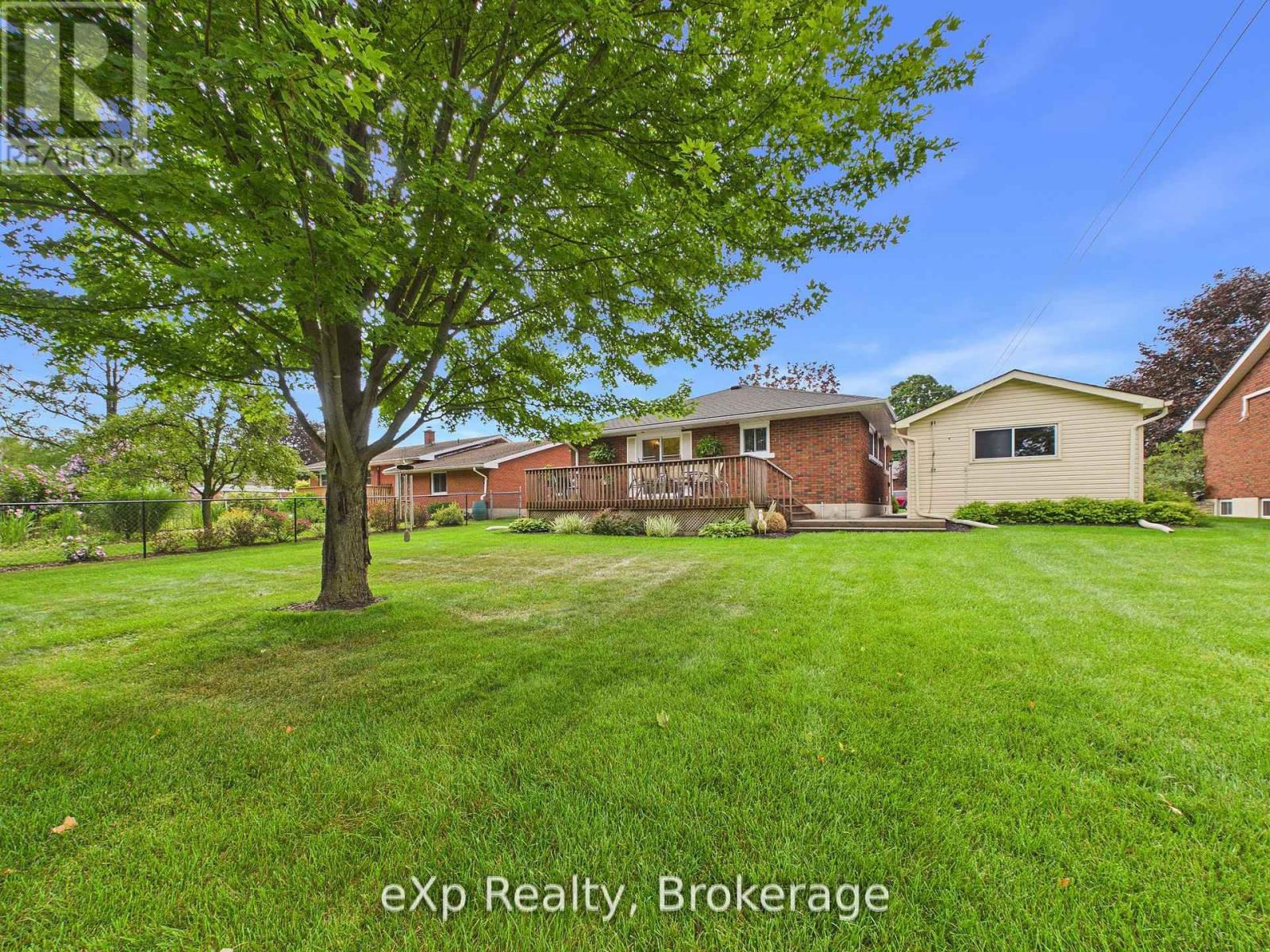 110 Brown's Lane, Brockton, Ontario  N0G 2V0 - Photo 8 - X13779902