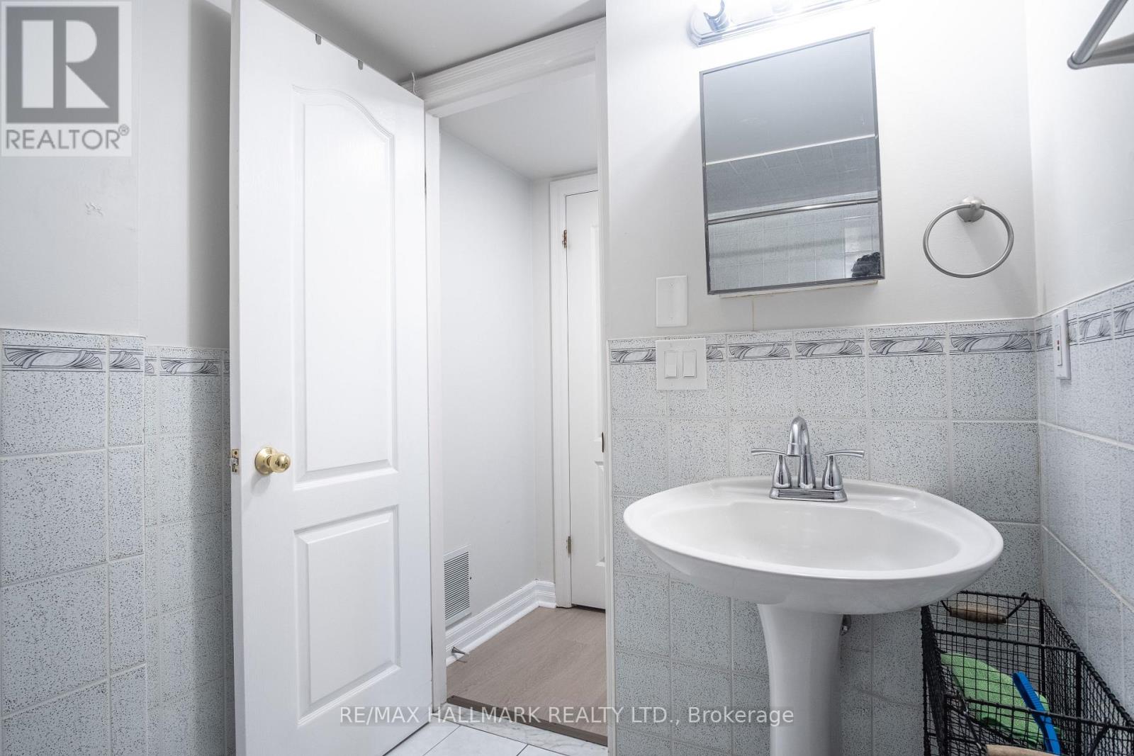 Basement - 116 Regina Avenue, Toronto, Ontario  M6A 1R7 - Photo 17 - C13779602