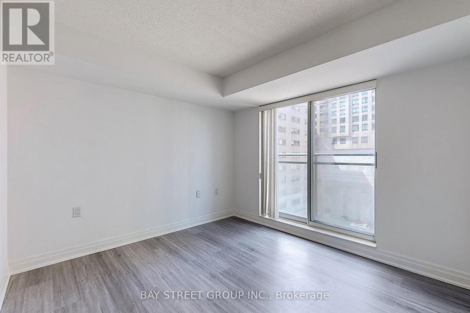 801 - 21 Hillcrest Avenue, Toronto, Ontario  M2N 7K2 - Photo 10 - C13779736