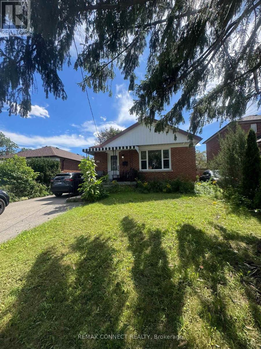 189 Tower Drive, Toronto, Ontario  M1R 3P6 - Photo 1 - E13779604