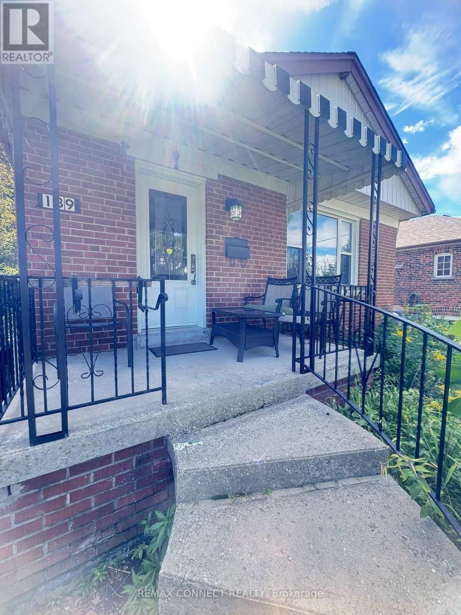 189 Tower Drive, Toronto, Ontario  M1R 3P6 - Photo 2 - E13779604