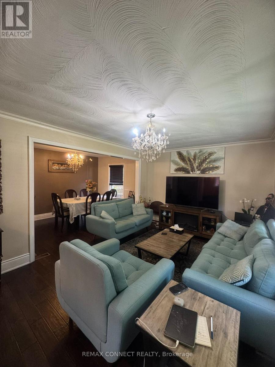189 Tower Drive, Toronto, Ontario  M1R 3P6 - Photo 7 - E13779604