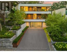8 FALLINGBROOK WOOD, Toronto, Ontario