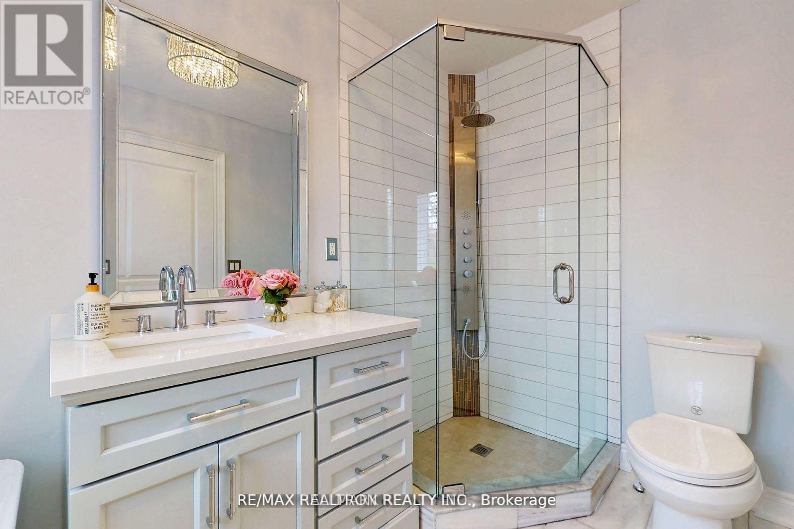 183 Blantyre Avenue, Toronto, Ontario  M1N 2R6 - Photo 19 - E13779688
