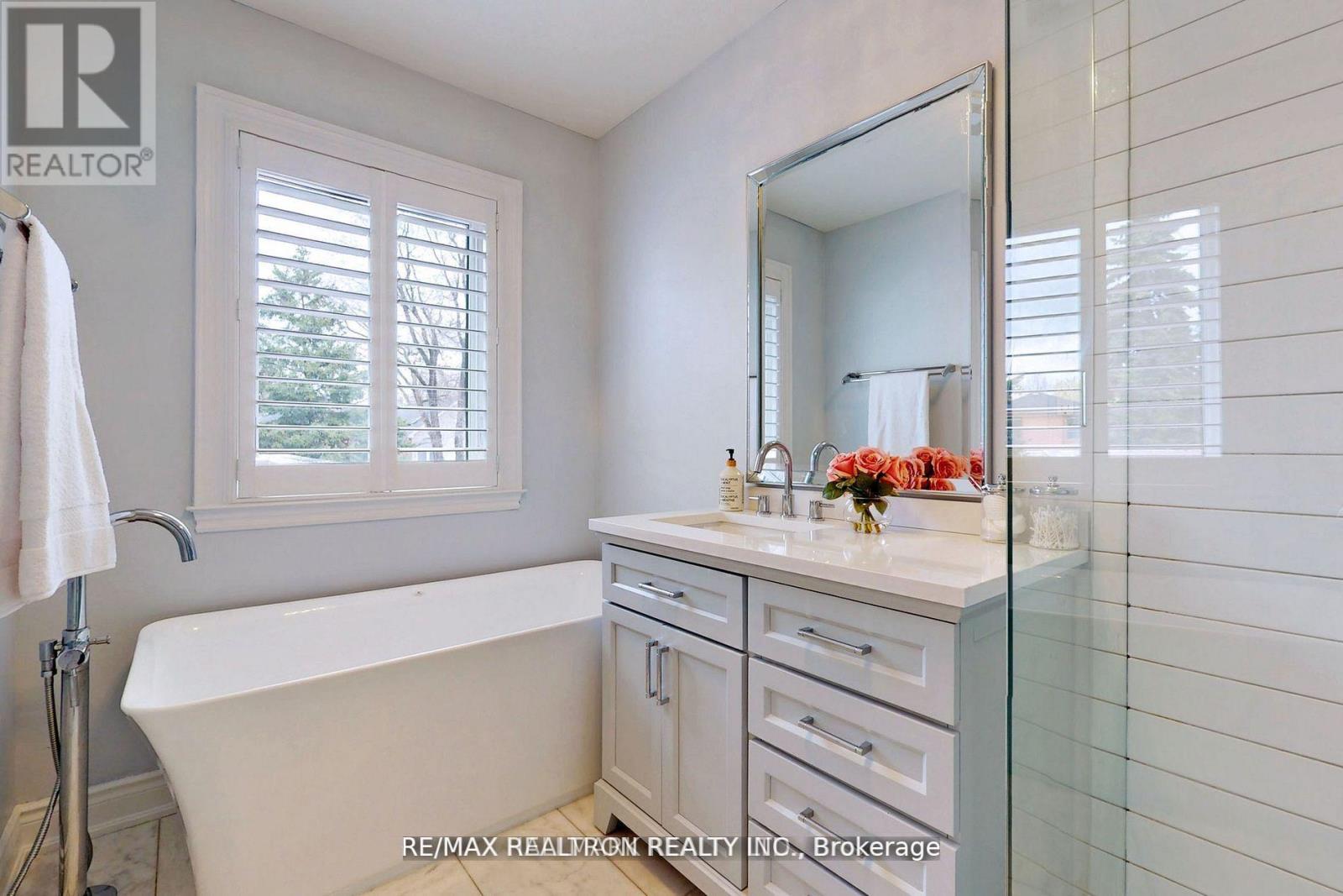 183 Blantyre Avenue, Toronto, Ontario  M1N 2R6 - Photo 20 - E13779688