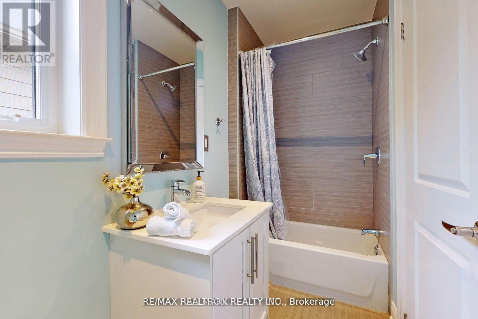 183 Blantyre Avenue, Toronto, Ontario  M1N 2R6 - Photo 26 - E13779688