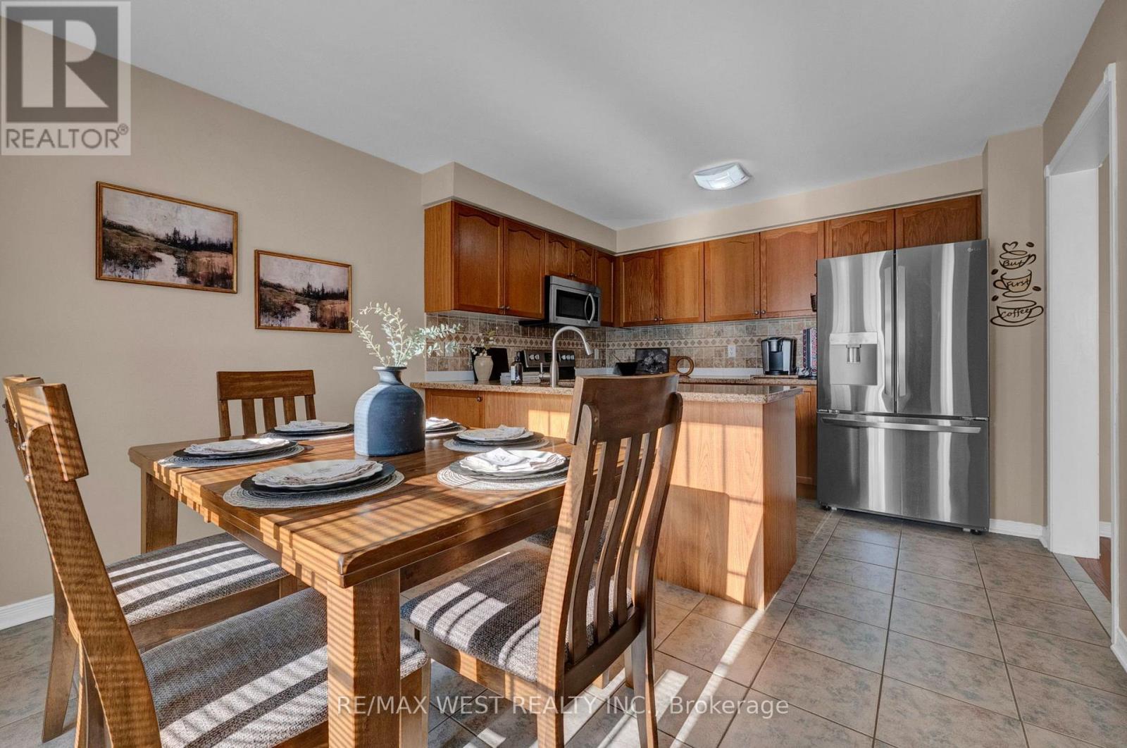 1210 Meath Drive, Oshawa, Ontario  L1K 0G5 - Photo 10 - E13779716