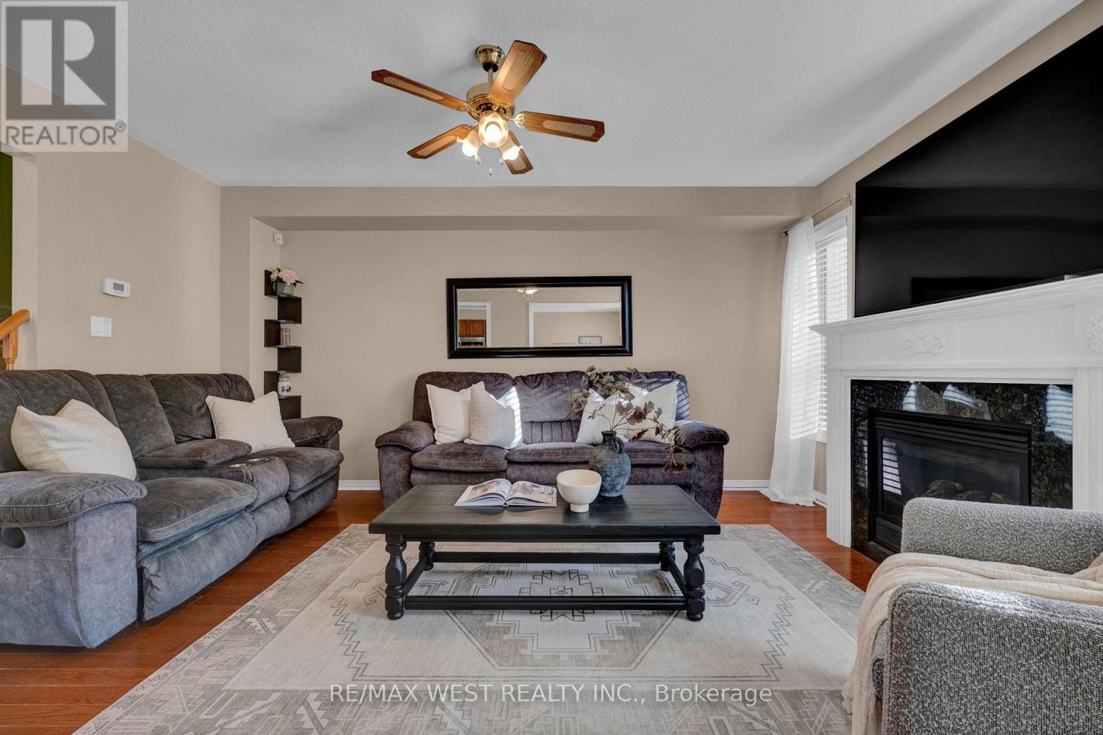 1210 Meath Drive, Oshawa, Ontario  L1K 0G5 - Photo 6 - E13779716