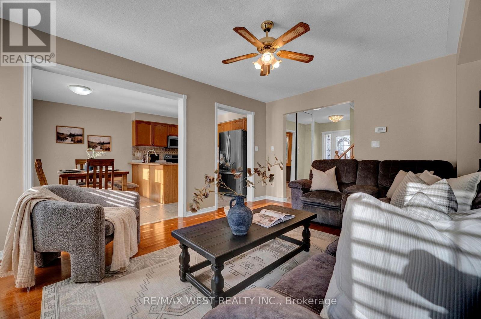 1210 Meath Drive, Oshawa, Ontario  L1K 0G5 - Photo 7 - E13779716