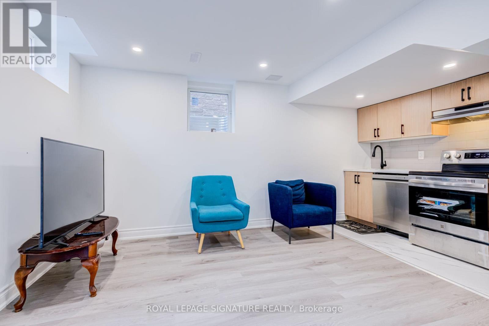 BSMT - 14 PORTSMOUTH DRIVE, Toronto, Ontario