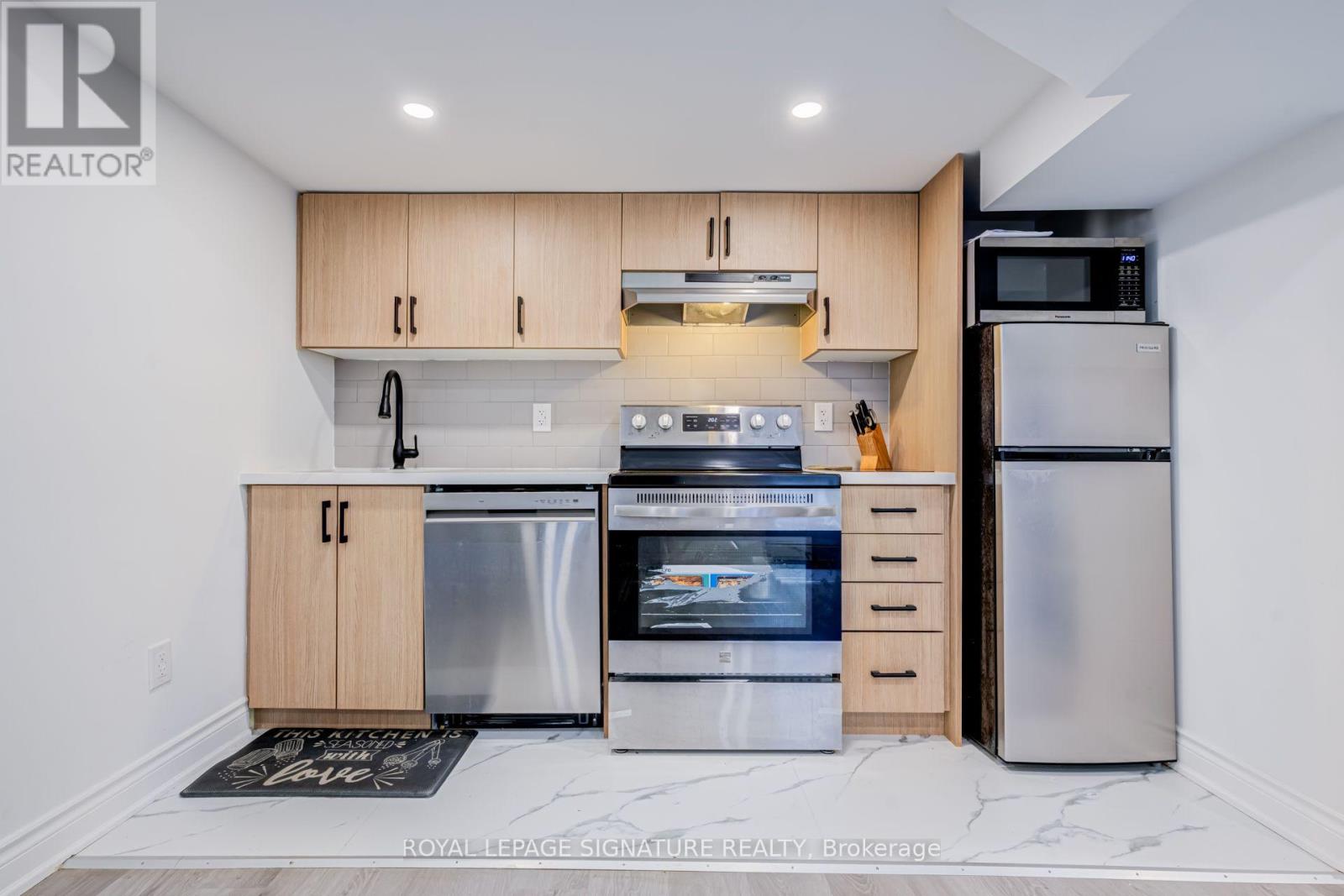 Bsmt - 14 Portsmouth Drive, Toronto, Ontario  M1C 5E1 - Photo 11 - E13779730