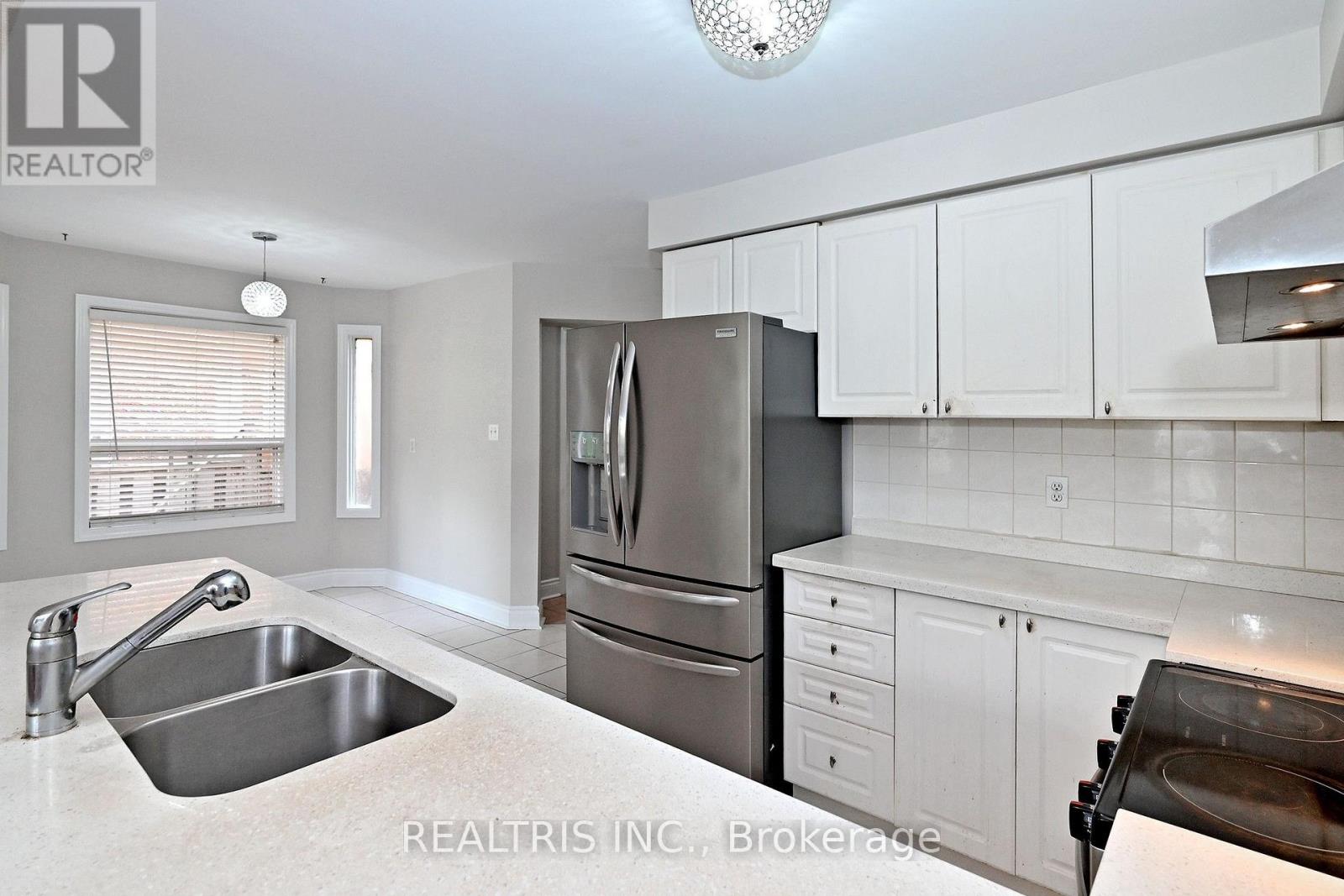 101 Booth Crescent N, Ajax, Ontario  L1Z 1H7 - Photo 20 - E13779758