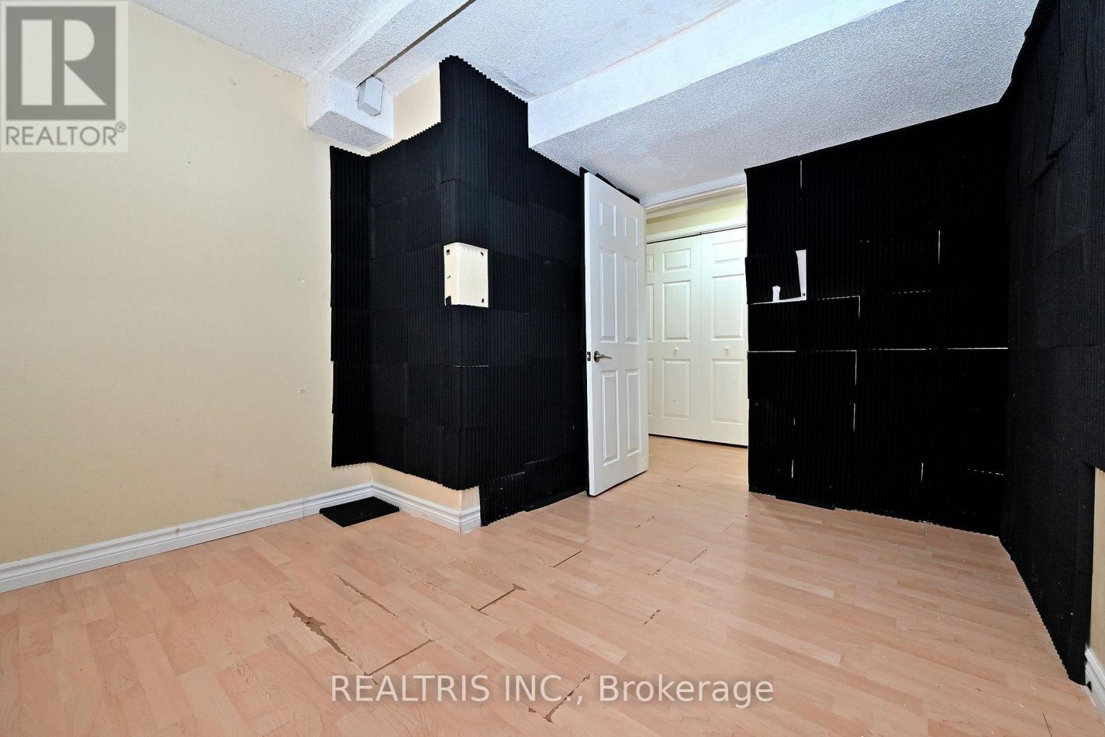 101 Booth Crescent N, Ajax, Ontario  L1Z 1H7 - Photo 44 - E13779758