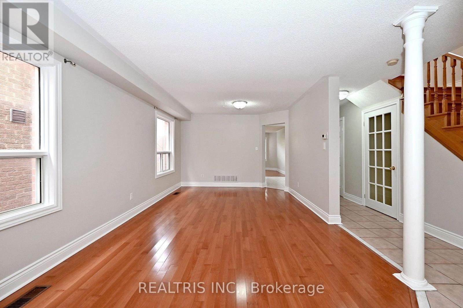 101 Booth Crescent N, Ajax, Ontario  L1Z 1H7 - Photo 7 - E13779758