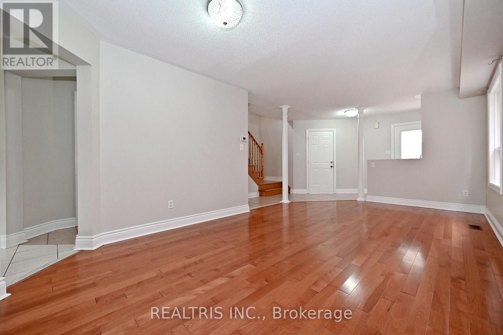 101 Booth Crescent N, Ajax, Ontario  L1Z 1H7 - Photo 8 - E13779758