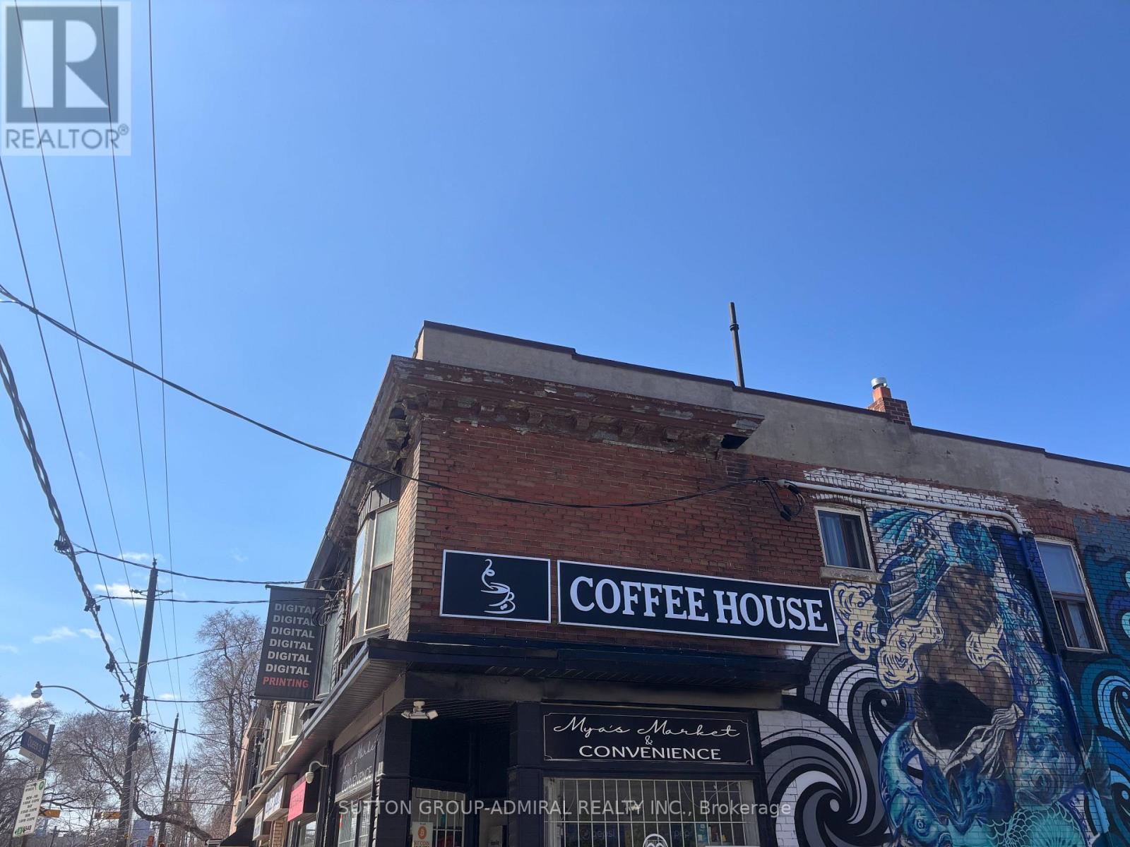 1572 Queen Street E, Toronto, Ontario  M4L 1E9 - Photo 3 - E13779822