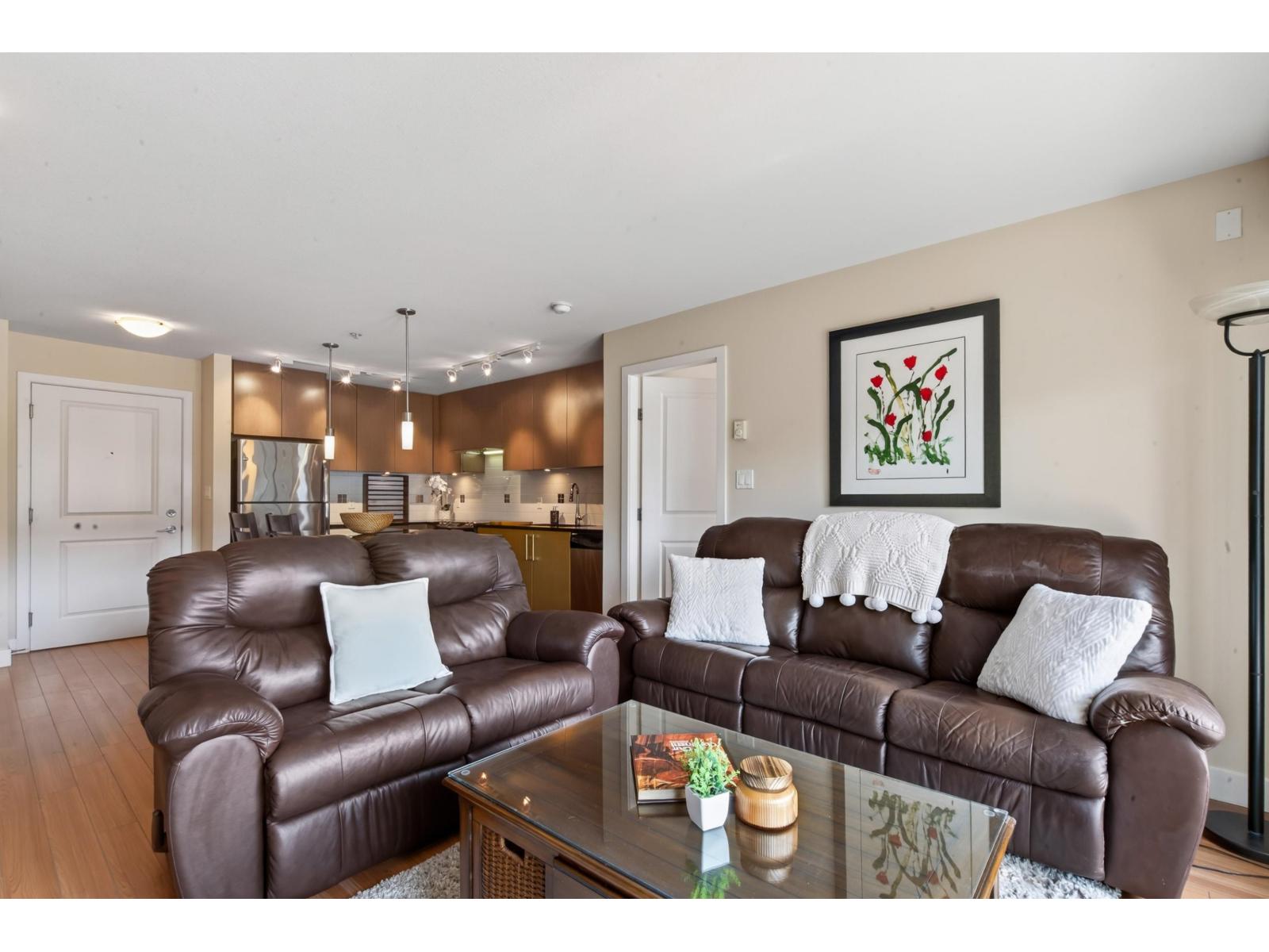 221 15745 Croydon Drive, Surrey, British Columbia  V3Z 2L5 - Photo 11 - R3161654