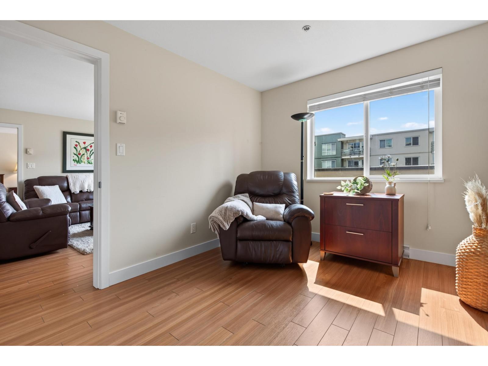 221 15745 Croydon Drive, Surrey, British Columbia  V3Z 2L5 - Photo 24 - R3161654