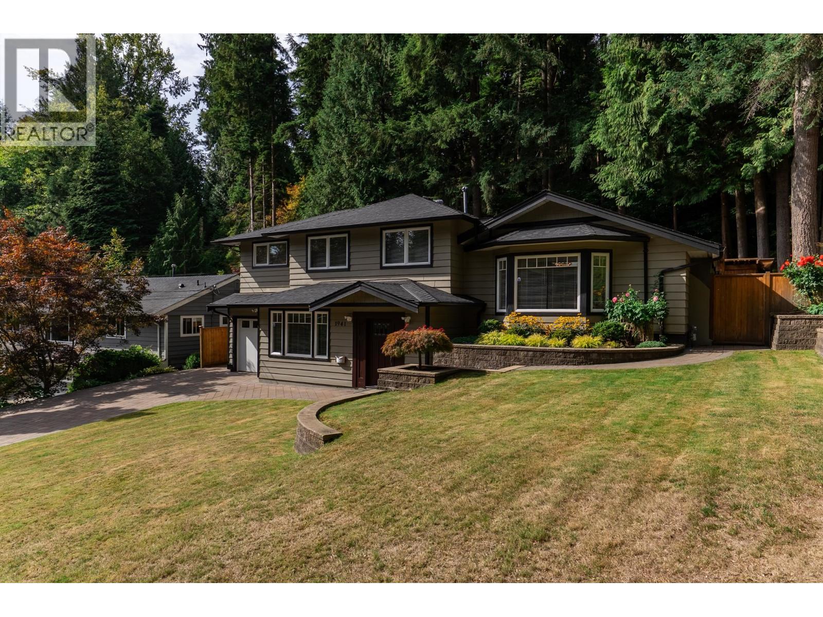 1941 ARBORLYNN DRIVE, north vancouver, British Columbia