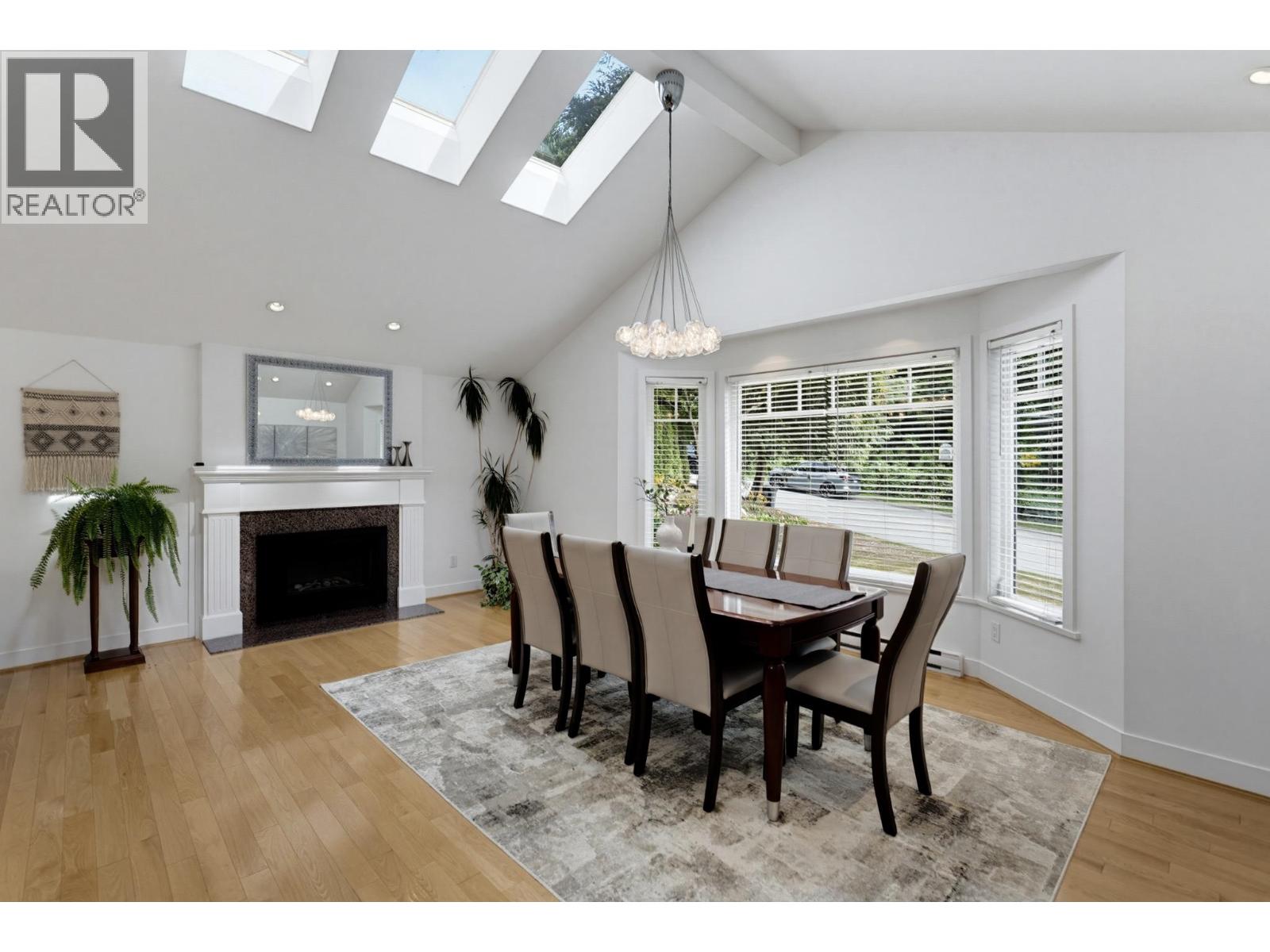 1941 Arborlynn Drive, North Vancouver, British Columbia  V7J 2V7 - Photo 17 - R3164806