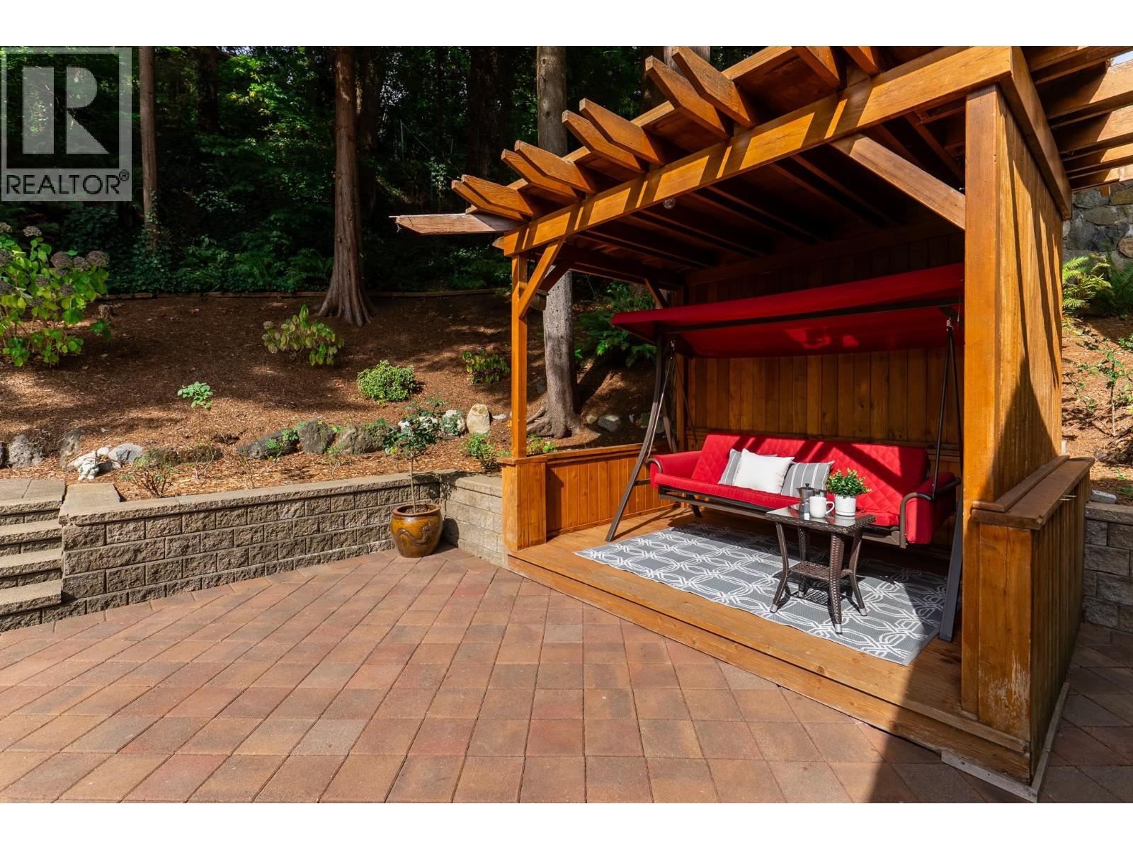 1941 Arborlynn Drive, North Vancouver, British Columbia  V7J 2V7 - Photo 35 - R3164806