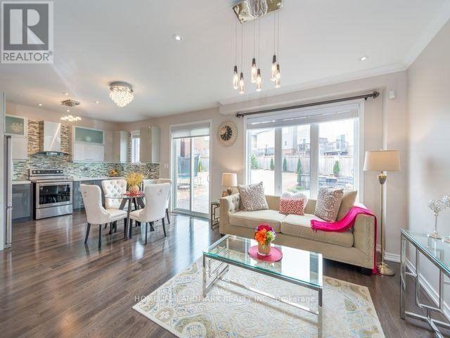 98 Stoyell Drive, Richmond Hill, Ontario  L4E 0M8 - Photo 9 - N13779594