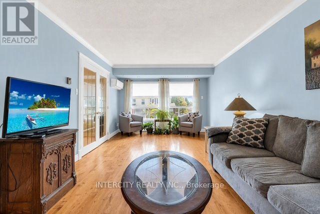 202 Collings Avenue, Bradford West Gwillimbury, Ontario  L3Z 1W1 - Photo 10 - N13779616