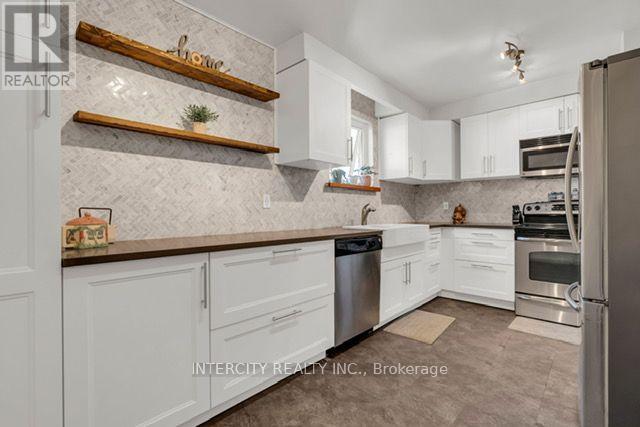 202 Collings Avenue, Bradford West Gwillimbury, Ontario  L3Z 1W1 - Photo 13 - N13779616
