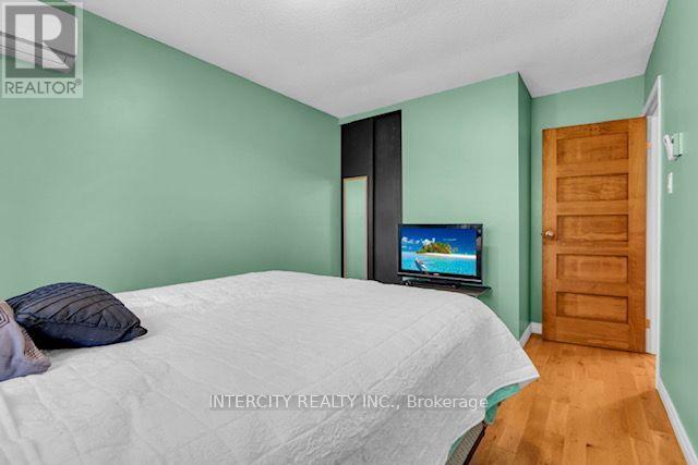 202 Collings Avenue, Bradford West Gwillimbury, Ontario  L3Z 1W1 - Photo 21 - N13779616