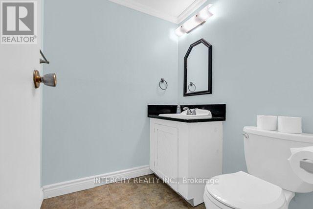 202 Collings Avenue, Bradford West Gwillimbury, Ontario  L3Z 1W1 - Photo 25 - N13779616