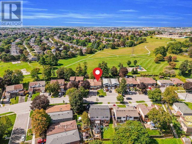 202 Collings Avenue, Bradford West Gwillimbury, Ontario  L3Z 1W1 - Photo 3 - N13779616