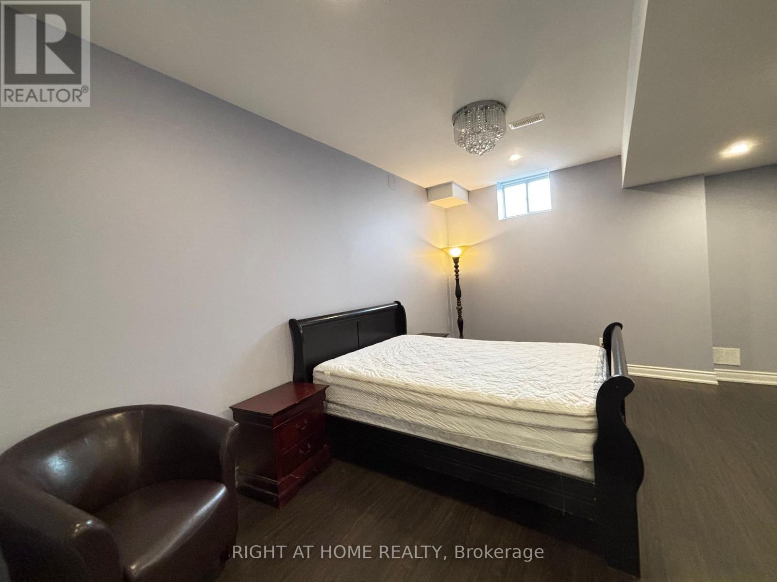 Basement - 33 Heintzman Crescent, Vaughan (Patterson), Ontario  L6A 4T8 - Photo 14 - N13779652