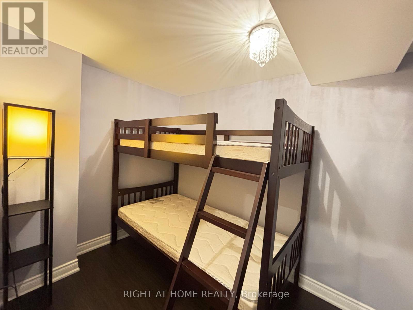 Basement - 33 Heintzman Crescent, Vaughan (Patterson), Ontario  L6A 4T8 - Photo 16 - N13779652