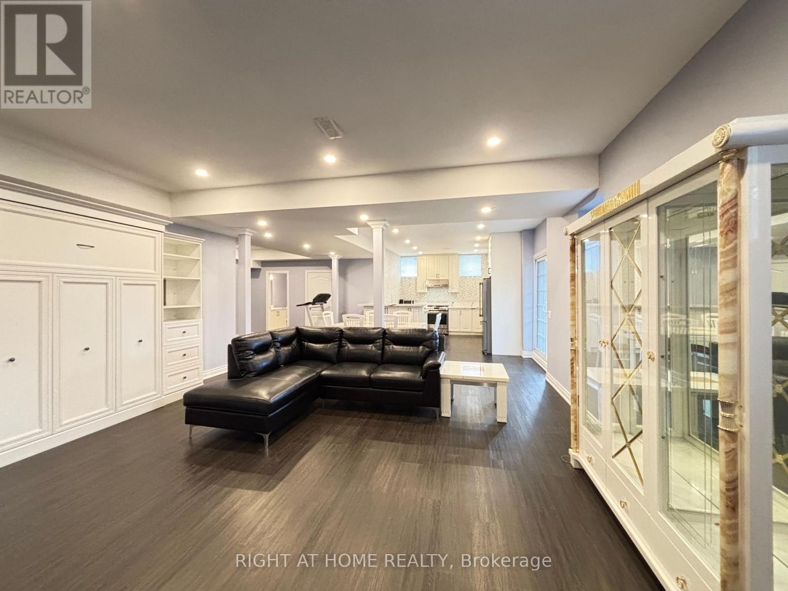 Basement - 33 Heintzman Crescent, Vaughan (Patterson), Ontario  L6A 4T8 - Photo 5 - N13779652