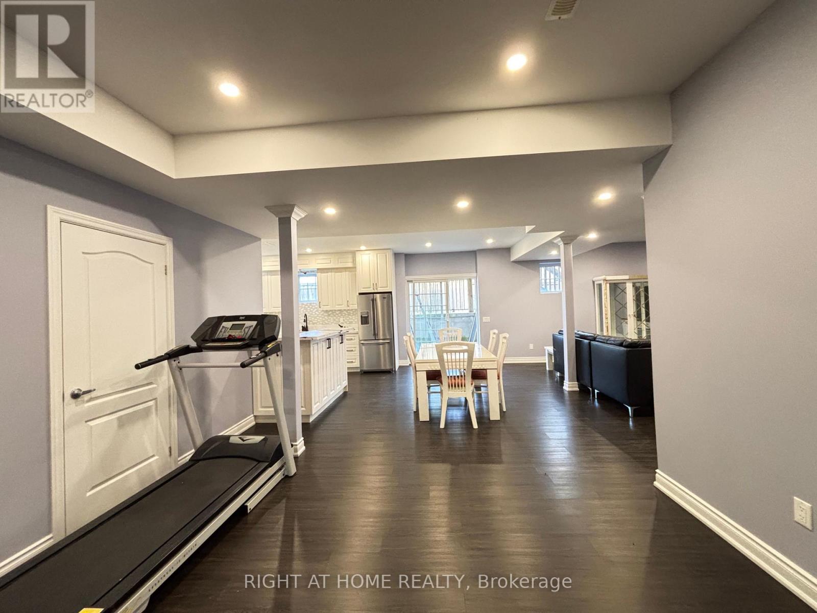 Basement - 33 Heintzman Crescent, Vaughan (Patterson), Ontario  L6A 4T8 - Photo 7 - N13779652
