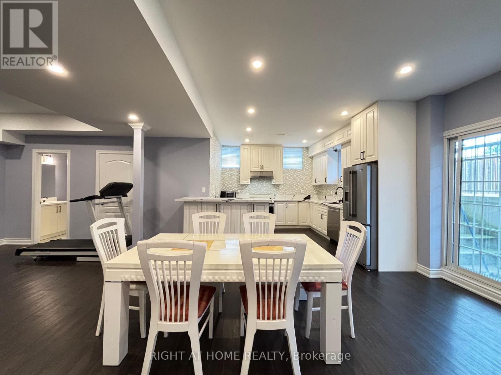 Basement - 33 Heintzman Crescent, Vaughan (Patterson), Ontario  L6A 4T8 - Photo 9 - N13779652