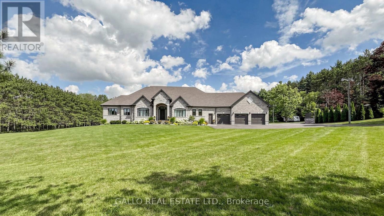 18865 Kennedy Road, East Gwillimbury, Ontario  L0G 1V0 - Photo 1 - N13779682