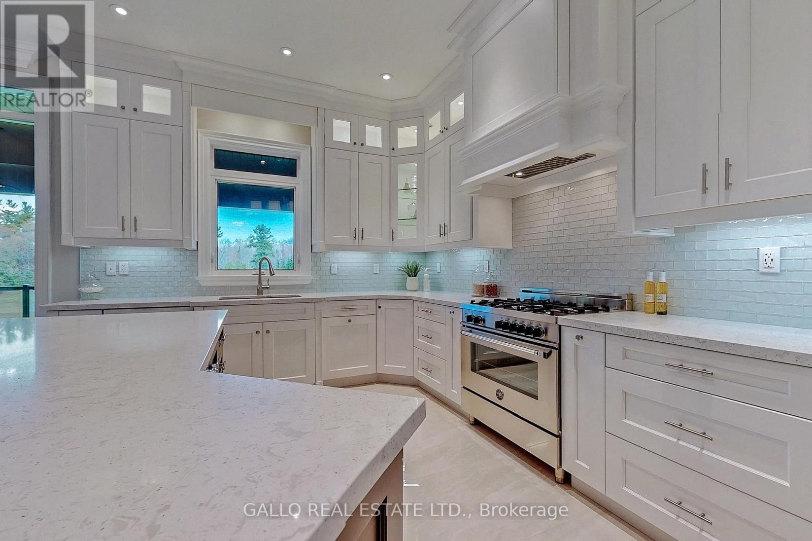 18865 Kennedy Road, East Gwillimbury, Ontario  L0G 1V0 - Photo 12 - N13779682