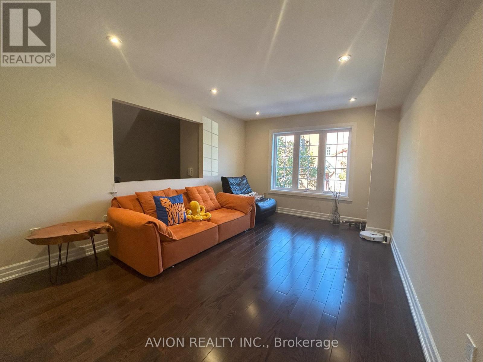 37 - 95 WELDRICK AVENUE, Richmond Hill, Ontario